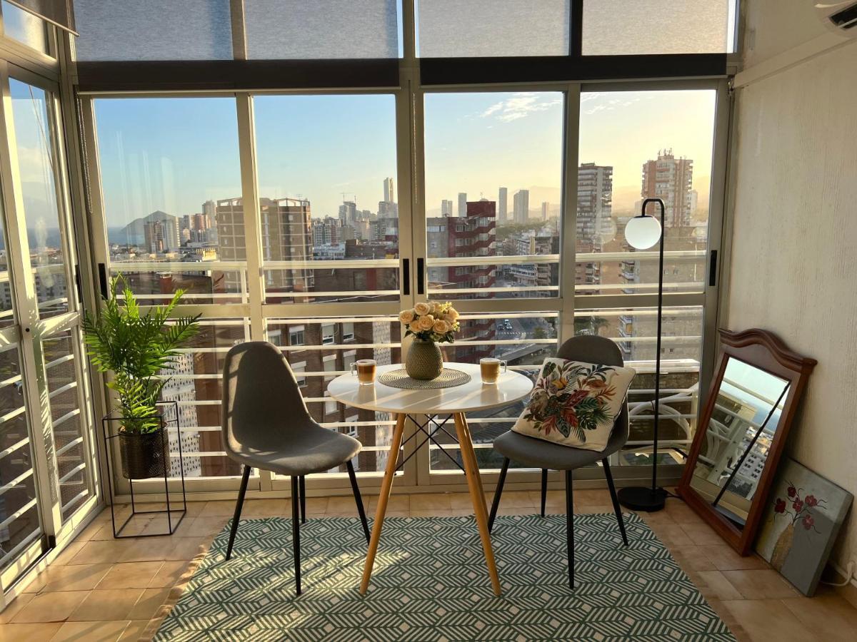 Apartmán Панорамная Квартира С 1 Спальней В Бенидорме Exteriér fotografie